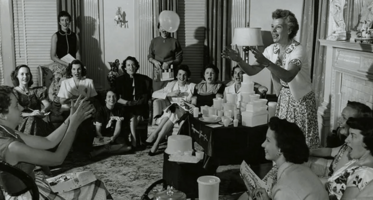 How Tupperware popularized a new business model and created millions of salespeople