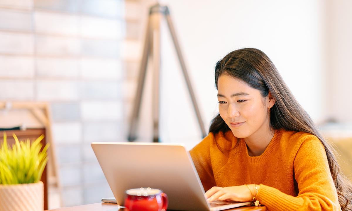 Put your revenue goals in reach with Conga CPQ