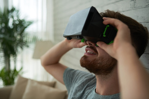 How to improve customer experience with Virtual Reality (VR)