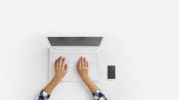 How a Top SDR Doubled Her Meeting to Opportunity Conversion Rate