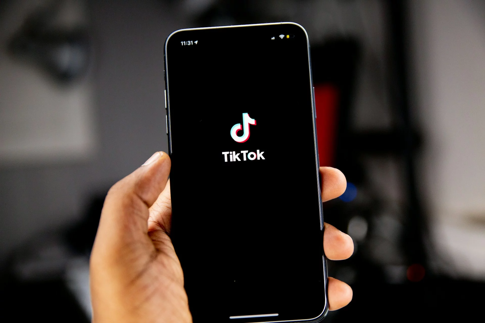 TikTok for B2B Brands: How to Generate Engaging Content