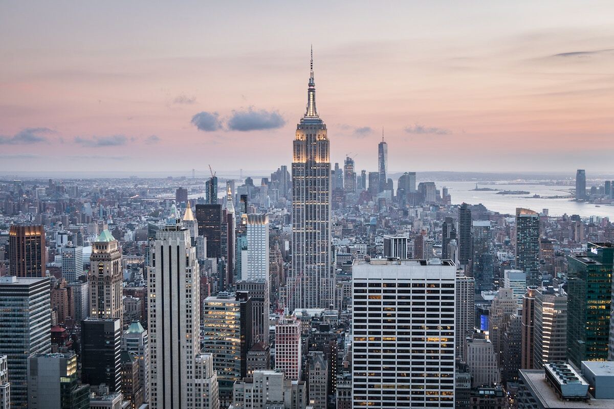 In 1989, the Wells Fargo CEO Dispensed Some Timeless Content Marketing Advice