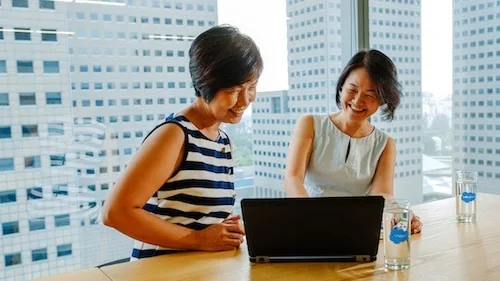 4 Steps to Write Amazing Support Content for Your Small Business Help Center