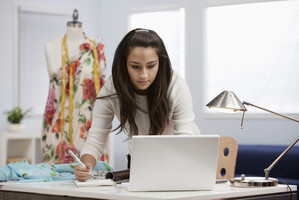 9 AI Tools Business Owners Should Consider Using