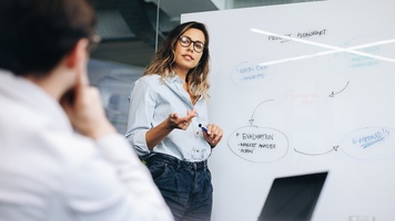 Top 10 sales training programs to boost sales in 2024