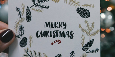 How to Create an Enticing Holiday Event Invitation