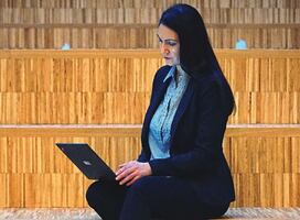 Frontline Sales Managers, Forget Making the Number.