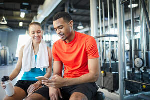 How to Use Business Text Messaging in a Fitness Company