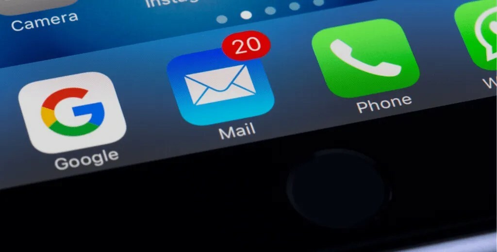 5 Tips for Managing Your Work Email While on Vacation