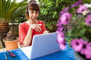 5 Surprising Ways to Improve Contact Center Performance