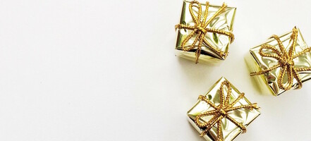 Thank You Gifts for Speakers (10 Creative Gift Ideas)