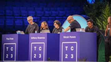 2023 Iron Viz finalists made earth their viz-ness at Tableau Conference