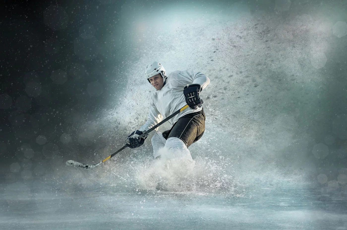 How this hockey coach monetizes his YouTube channel through online courses