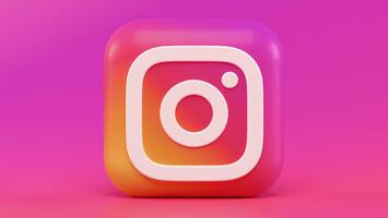 The Secret to Selling on Instagram: Everything Ecommerce Companies Need to Know