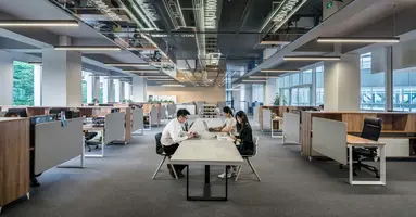 The service silo problem has a solution, and it's working