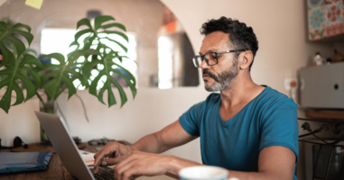 A Quick & Easy Guide to Sending Mass Email in Outlook