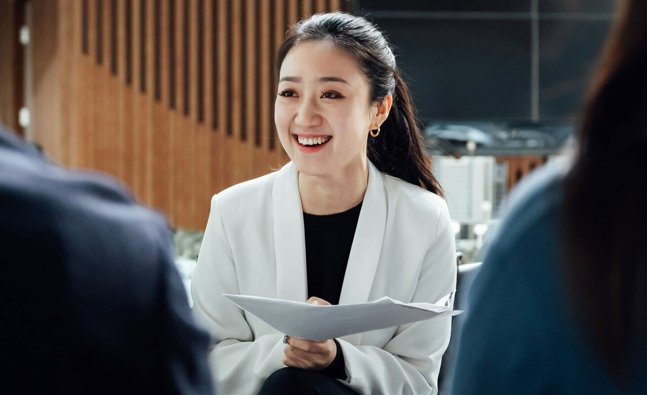 How to connect with candidates through thoughtful email outreach