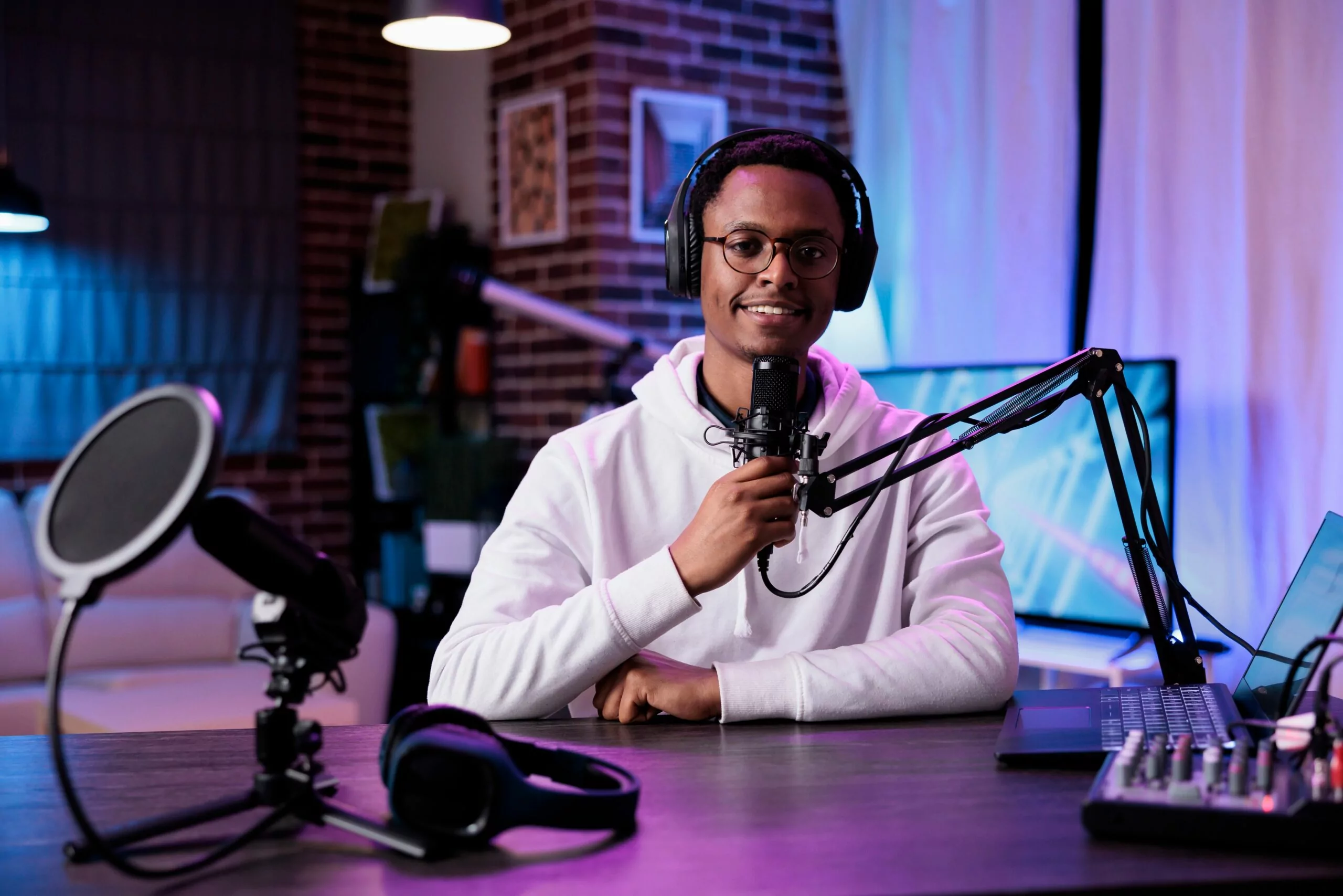 How to Sell Webinars Online