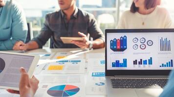 Top Line vs. Bottom Line: How to Make Smarter Business Decisions