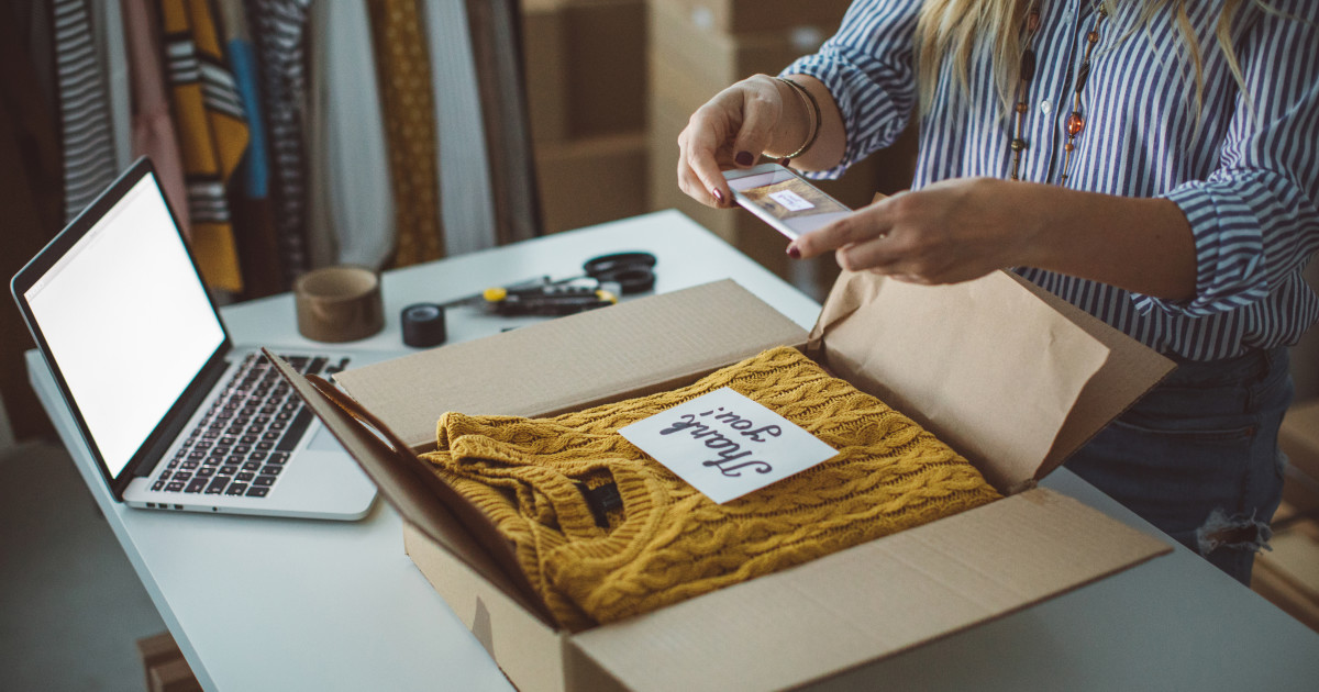 4 Ways Online Sellers Can Use The Holidays to Grow Their Brand Equity