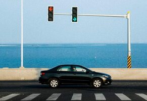 Steal Competitors' Website Traffic: 4 Tips For Success