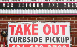 How to Use SMS for Curbside Pickup and In-Store Pickup