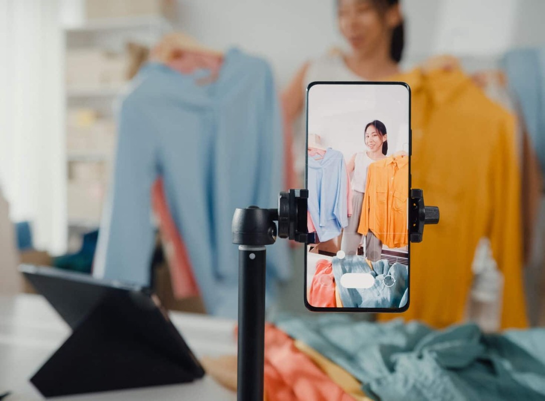 Chinese Social Media: Is RED the best platform for Fashion Brands?