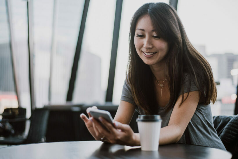 Candid Conversations: How Visual IVR Is Transforming Retail CX