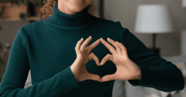 7 Giving Tuesday Email Examples That'll Make Your Donation Drive a Success