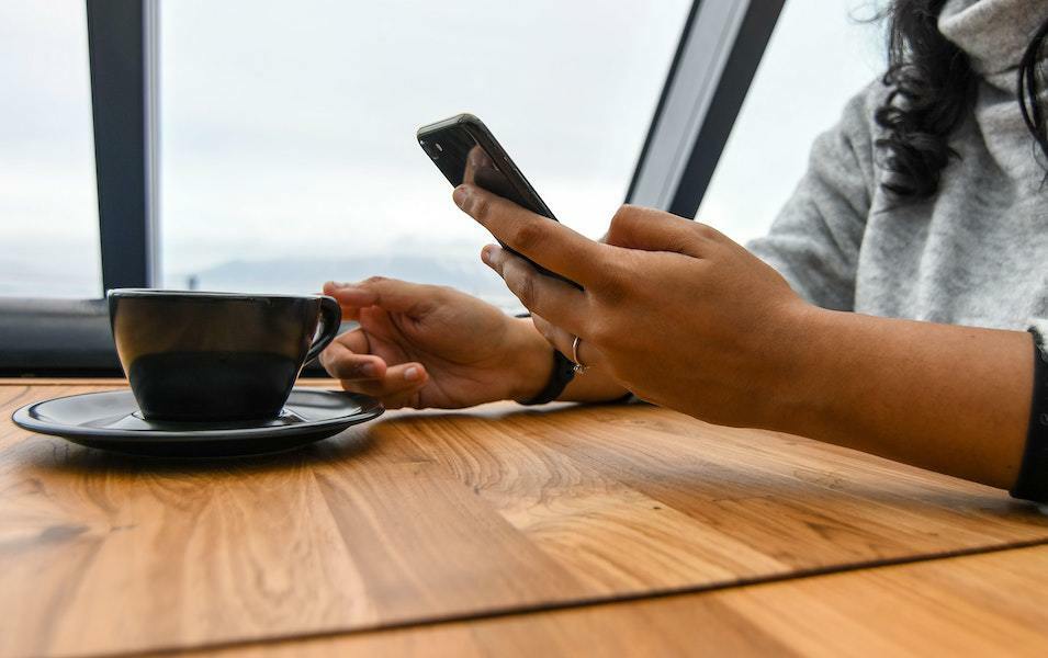 Targeting Privacy-Cautious Consumers via SMS: How to Do It Right?