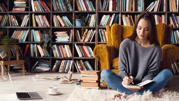 27 books every woman should read in their career