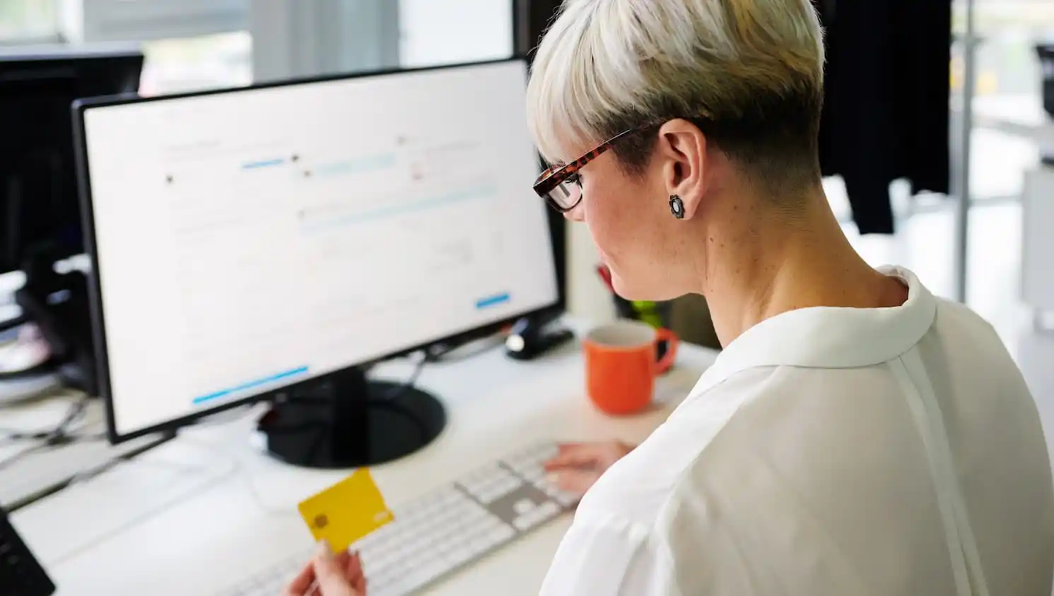 3 B2B Digital Storefront Tips To Improve Online Sales and Conversion