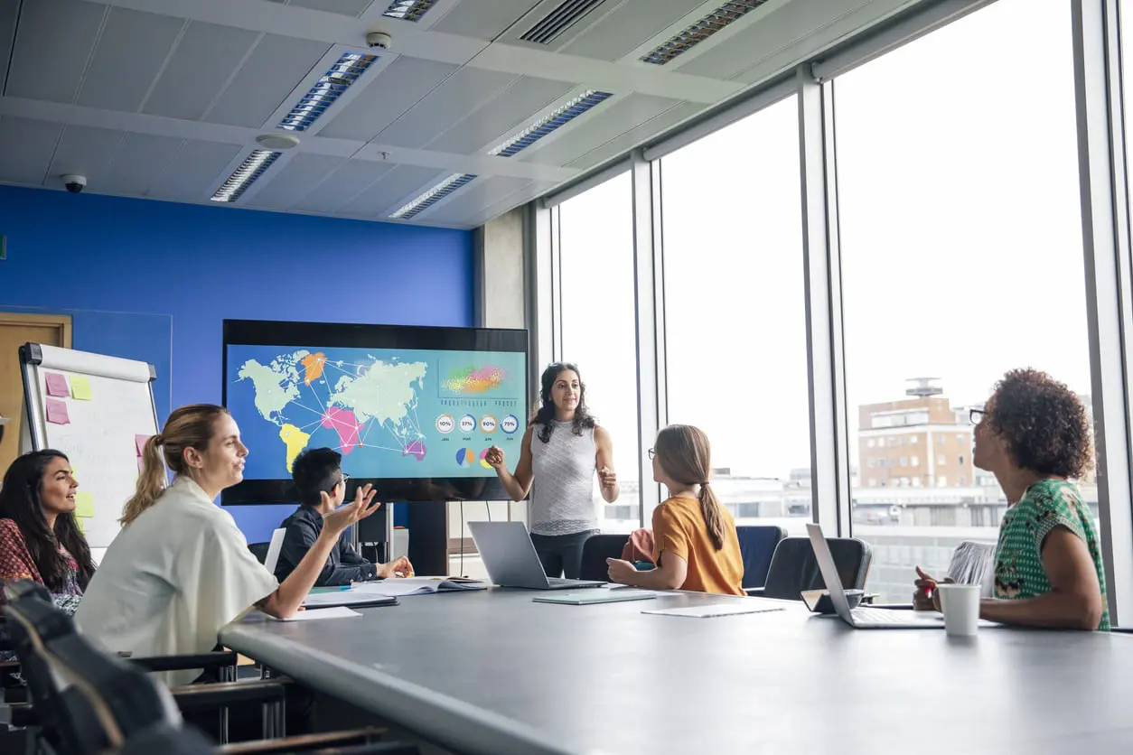 4 Tips to Effectively Increase the Impact of Your Insights Team