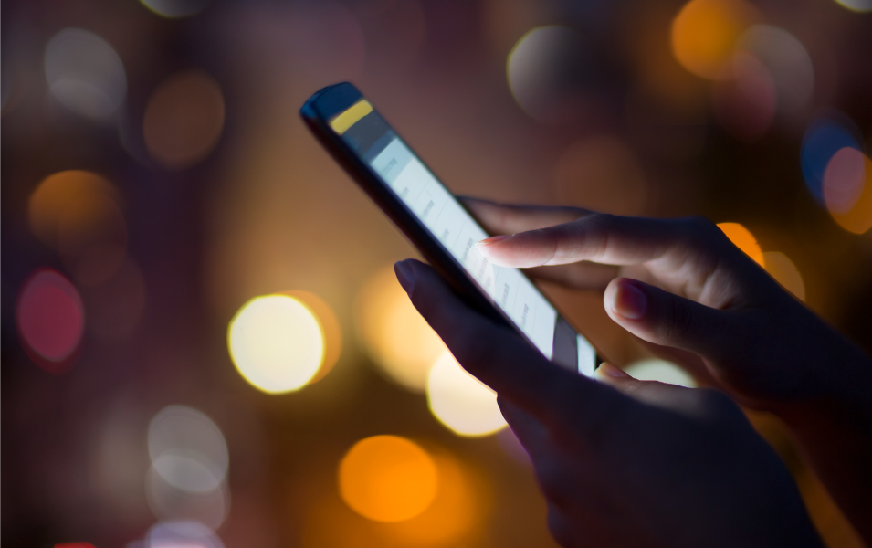 Email vs. Text: Which is Best for Repeat Purchases in 2023?