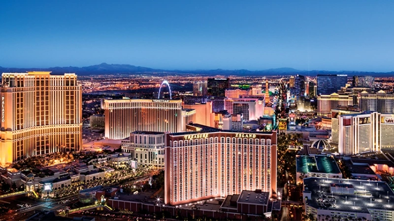 Flamingos. Waterfalls. Mobsters. Have more than a meeting. Have an Experience. | Cvent Blog