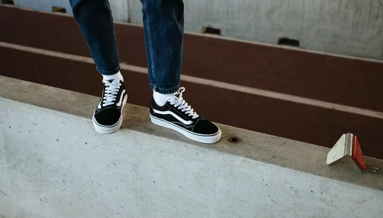 Top-Notch Email Examples from 6 Shoe Brands