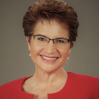 Dr. Jessica Gruendler