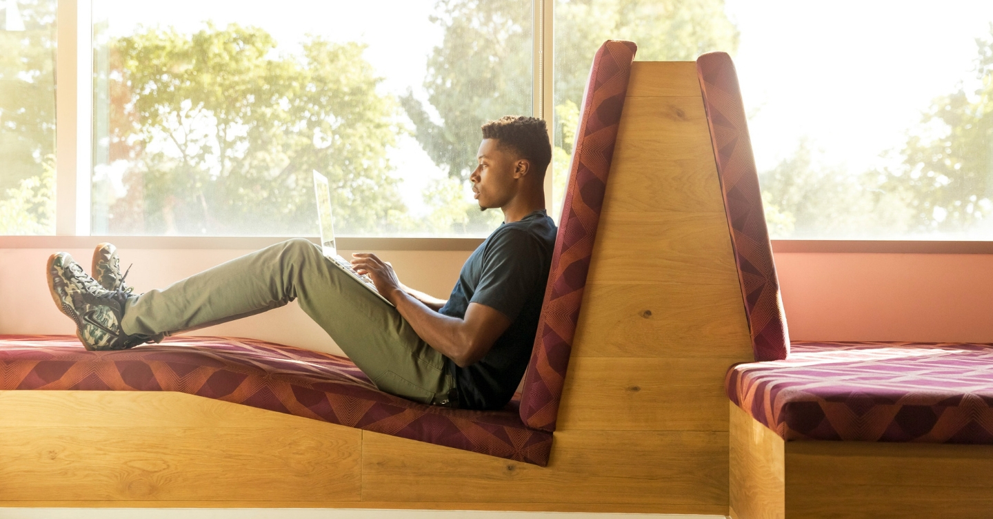 LinkedIn Summary Examples That Get Prospects Looking