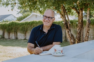 How drawing changed this artist's life and led to a $45K paid newsletter