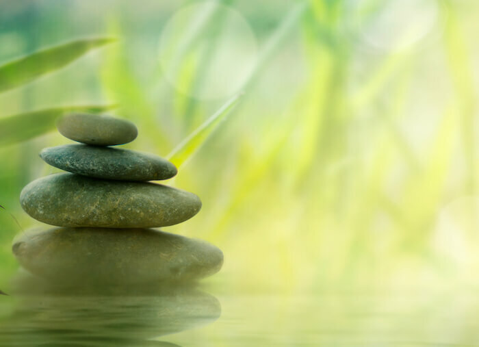 The 13 Best Healthcare Website Designs, Examples & Tips