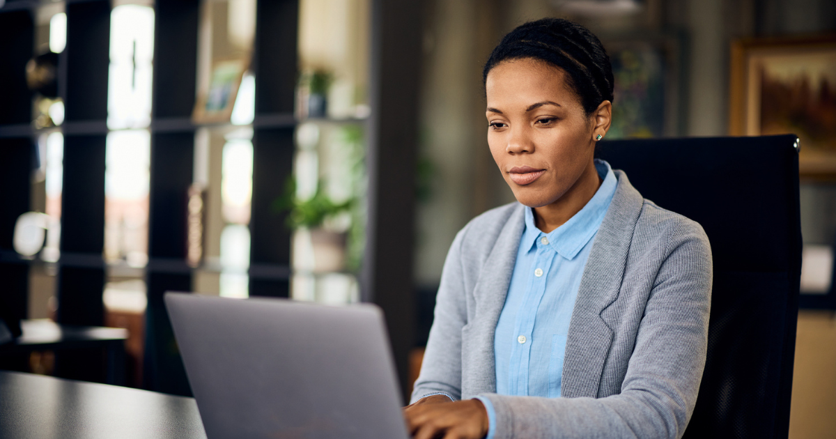 How to Create a Professional Email Signature: Examples & Tips