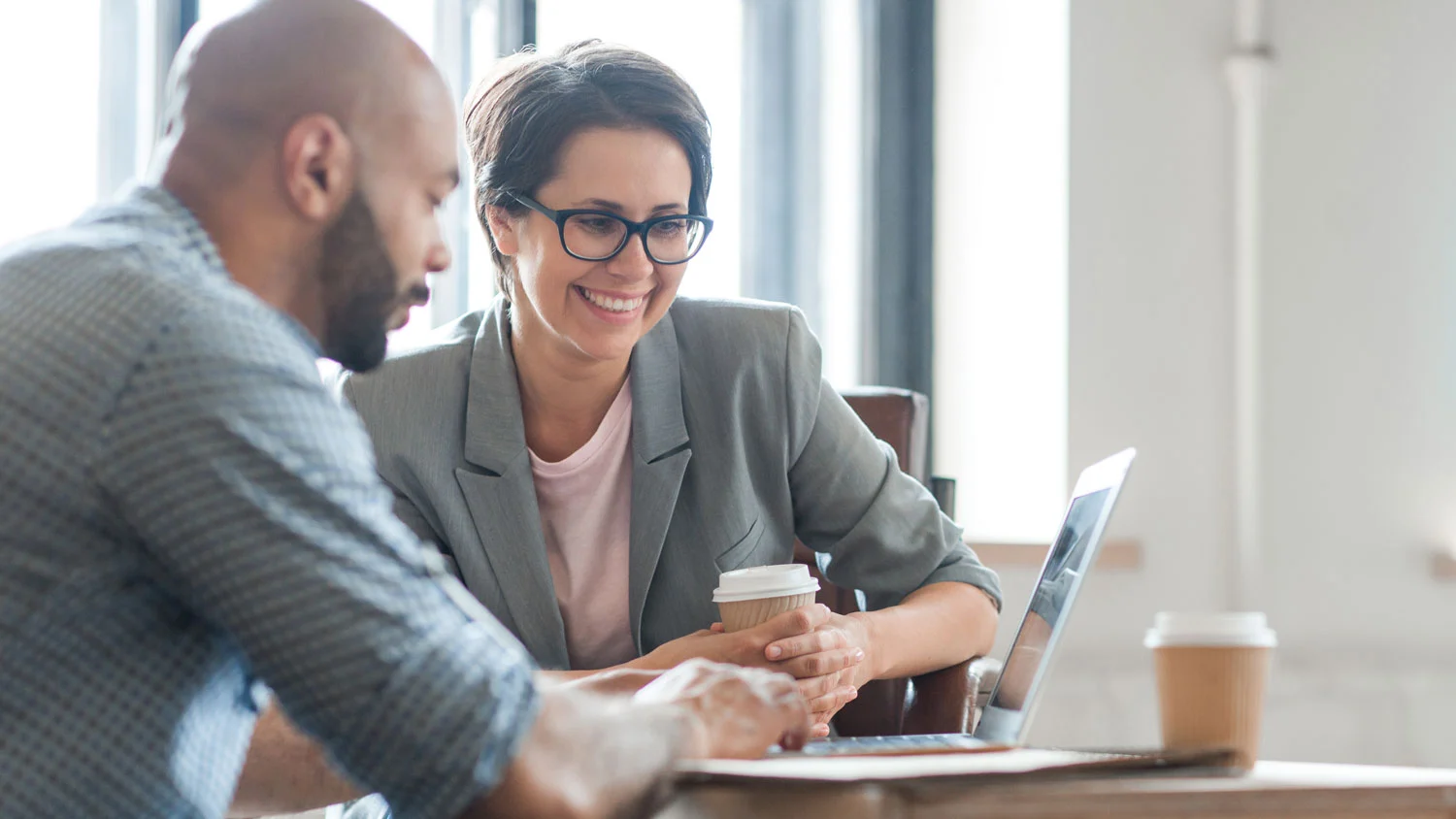 Your Sales Reps Need More Support - Here Are 10 Ways To Coach Them