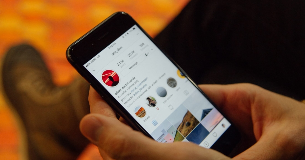 25 Brands Every Social Media Manager Should Follow on Social