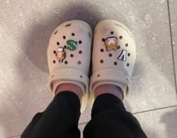 Crocs' Giant Leap: A Dive into 125% Increase in YOY Sales and Brand Growth!