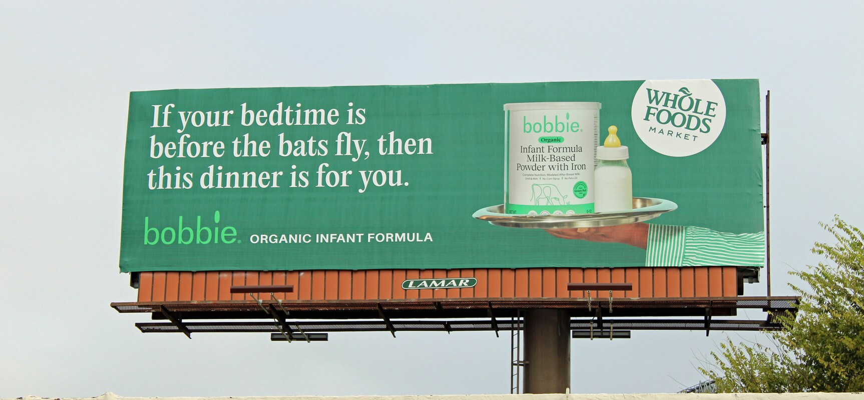 How to Stand Out This Black Friday: The Power of Out-of-Home Advertising