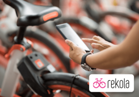 How Rekola Built Seamless In-App Customer Service with HelpCrunch and Scored Excellent Reviews