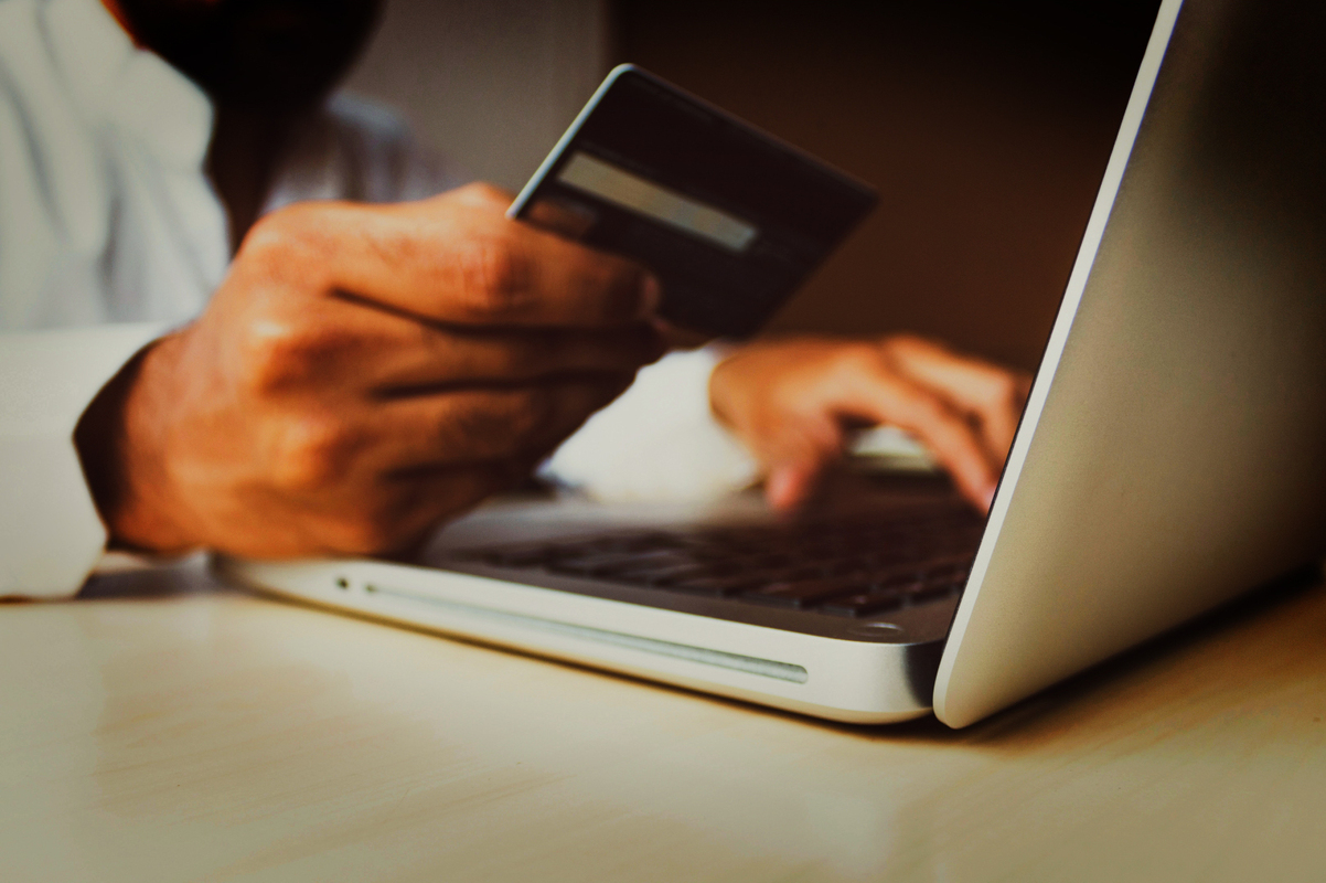 8 Ways a PIM Can Drive Revenue for Your D2C Operation