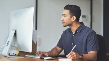 Salesforce Tasks Guide: How to Use, Task Types, & Management | Yesware