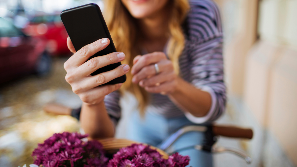 How to Write Effective Business Text Messages