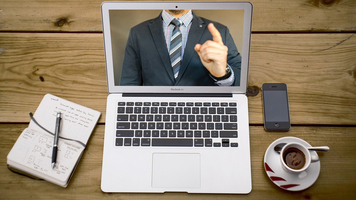 8 Essential Live Stream Webinar Production Tips